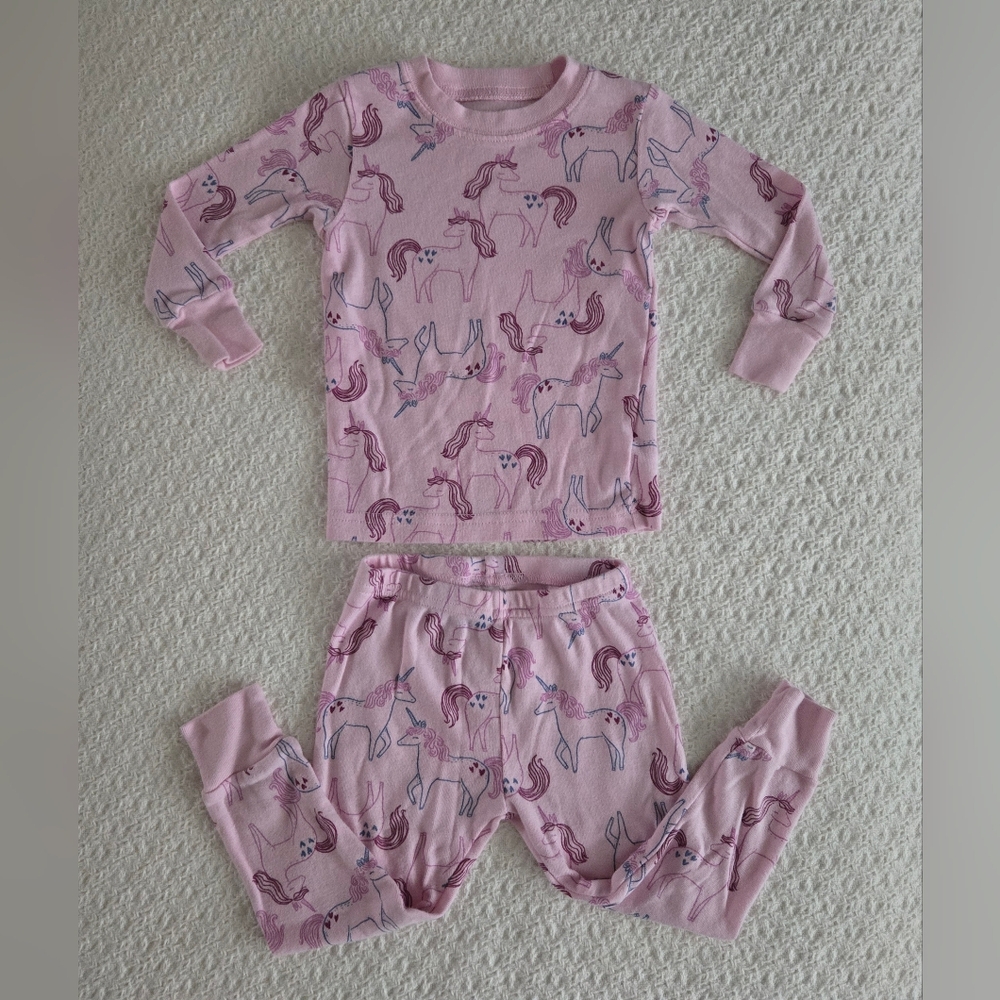 Carters Toddler Girl Snug Fit Unicorn Long Sleeve Pajamas Size 18 months